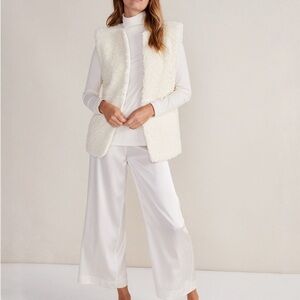 Sherpa Reversible Vest